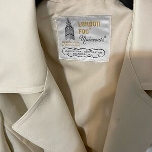 LONDON FOG CLASSIC LIGHT COAT SZ. 8